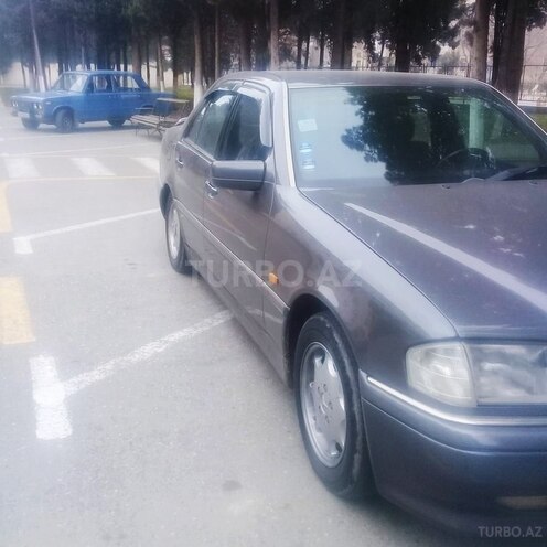 Mercedes C 200 2000, 190,000 km - 2.0 l - Sumqayıt