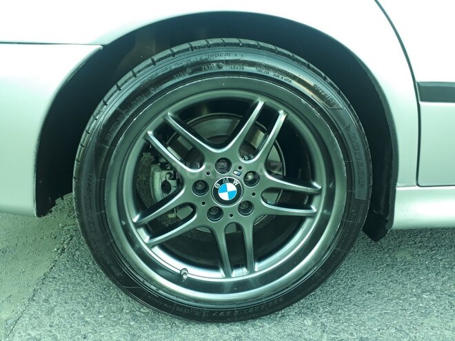 BMW 540 1999, 235,000 km - 4.4 l - Qəbələ