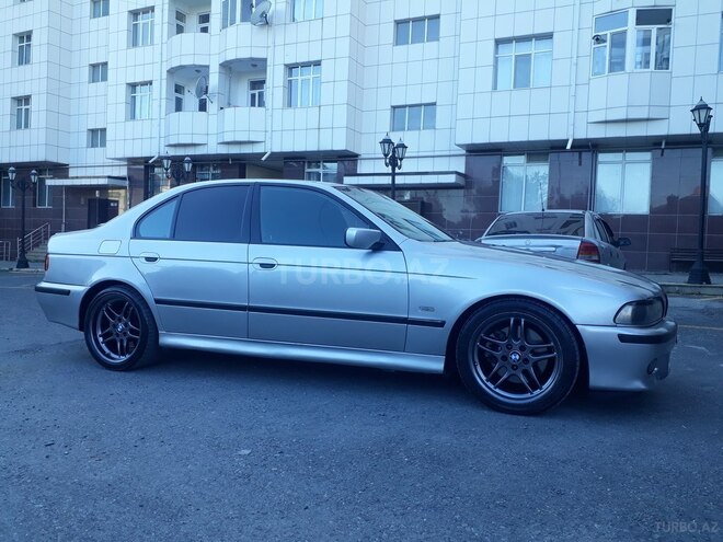 BMW 540 1999, 235,000 km - 4.4 l - Qəbələ