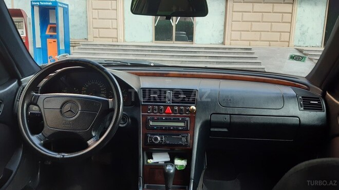 Mercedes C 240 1998, 235,000 km - 2.4 l - Bakı
