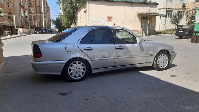 Mercedes C 240 1998, 235,000 km - 2.4 l - Bakı