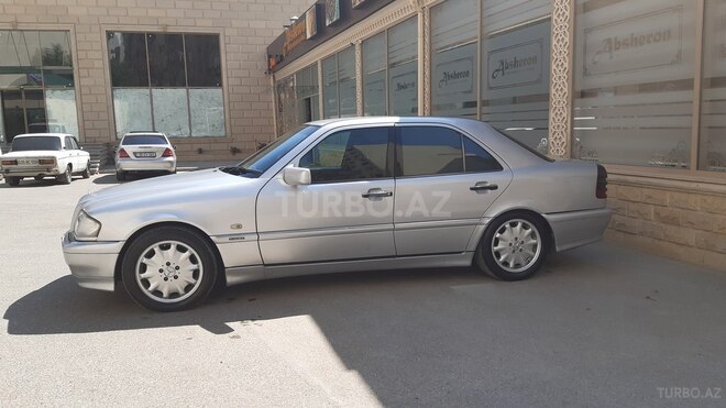 Mercedes C 240 1998, 235,000 km - 2.4 l - Bakı