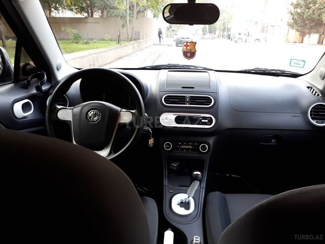 MG 3 2012, 140,000 km - 1.5 l - Bakı