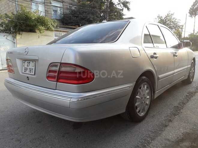 Mercedes E 320 2001, 321,322 km - 3.2 l - Xaçmaz