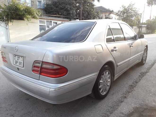 Mercedes E 320 2001, 321,322 km - 3.2 l - Xaçmaz