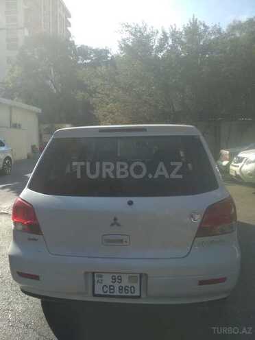 Mitsubishi Airtrek 2001, 297,000 km - 2.4 л - Bakı