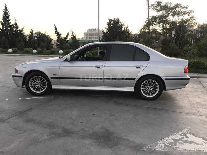 BMW 525 1999, 352,000 km - 2.5 l - Bakı