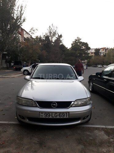 Opel Vectra 1999, 426,000 km - 1.6 l - Bakı