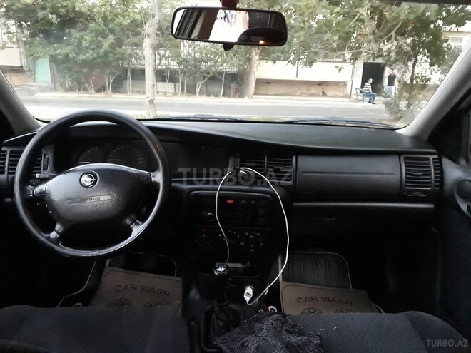 Opel Vectra 1999, 426,000 km - 1.6 l - Bakı