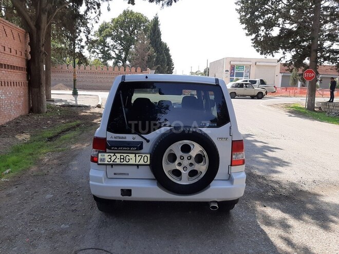 Mitsubishi Pajero io 1999, 230,000 km - 1.8 л - Samux