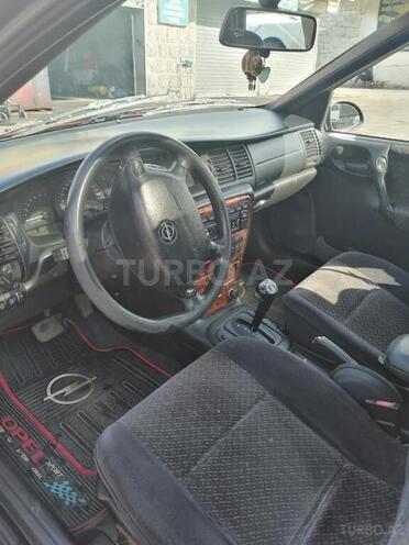 Opel Vectra 1997, 303,000 km - 2.0 л - Bakı
