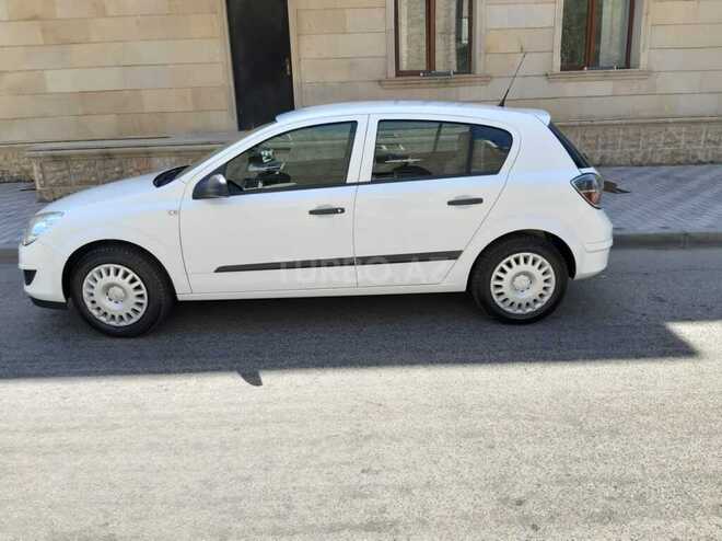 Opel Astra 2009, 135,000 km - 1.4 l - Sumqayıt