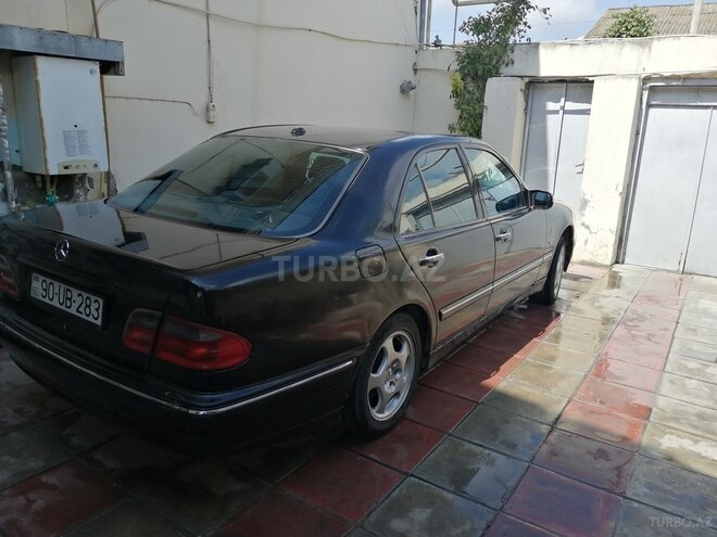 Mercedes E 200 2000, 254,770 km - 2.0 l - Bakı