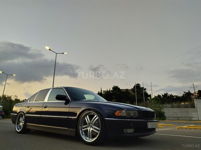 BMW 735 2000, 240,000 km - 3.5 л - Bakı