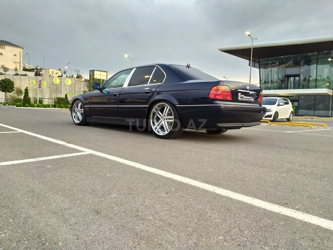 BMW 735 2000, 240,000 km - 3.5 л - Bakı
