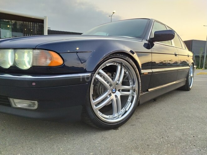 BMW 735 2000, 240,000 km - 3.5 л - Bakı