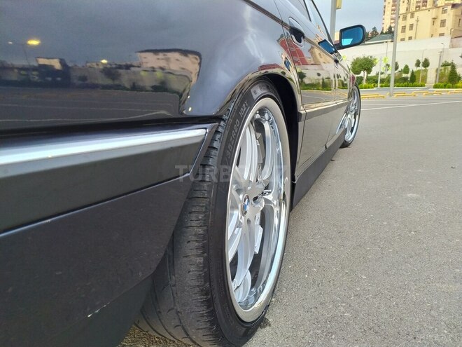 BMW 735 2000, 240,000 km - 3.5 л - Bakı
