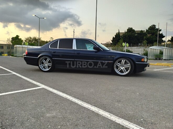 BMW 735 2000, 240,000 km - 3.5 л - Bakı