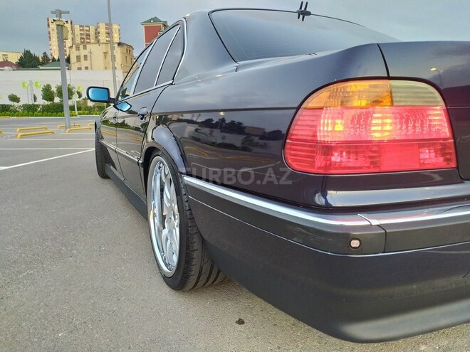 BMW 735 2000, 240,000 km - 3.5 л - Bakı