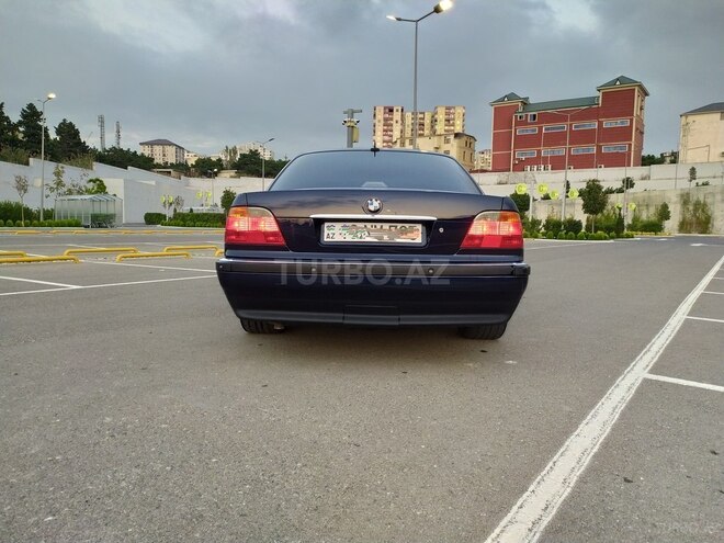 BMW 735 2000, 240,000 km - 3.5 л - Bakı