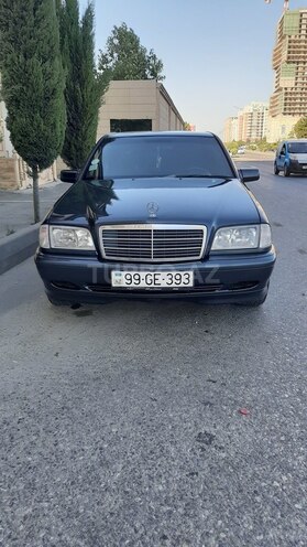 Mercedes C 220 2000, 269,569 km - 2.2 l - Bakı