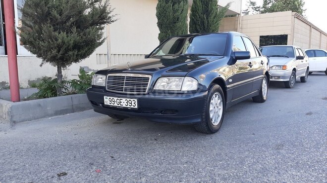 Mercedes C 220 2000, 269,569 km - 2.2 l - Bakı
