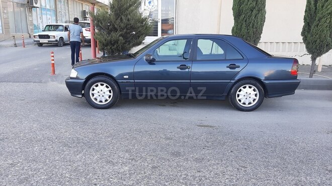 Mercedes C 220 2000, 269,569 km - 2.2 l - Bakı