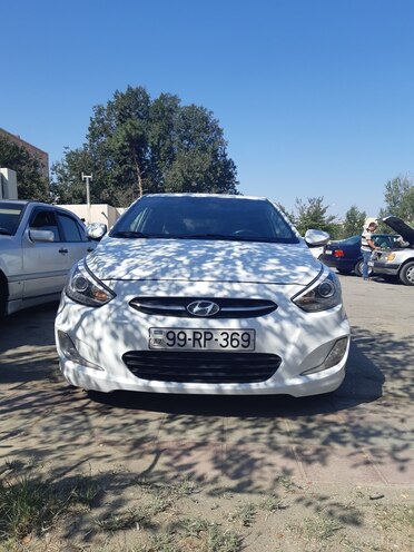 Hyundai Accent 2015, 76,300 km - 1.6 l - Sumqayıt