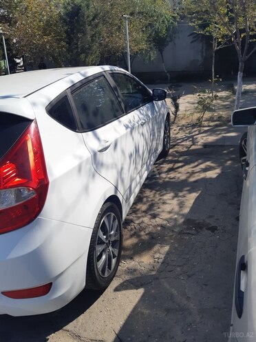 Hyundai Accent 2015, 76,300 km - 1.6 l - Sumqayıt