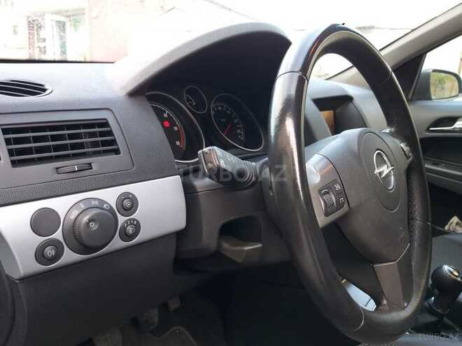 Opel Astra 2006, 180,000 km - 1.3 l - Bakı
