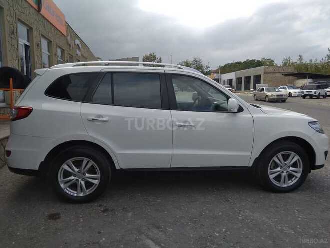 Hyundai Santa Fe 2011, 261,000 km - 2.4 l - Quba