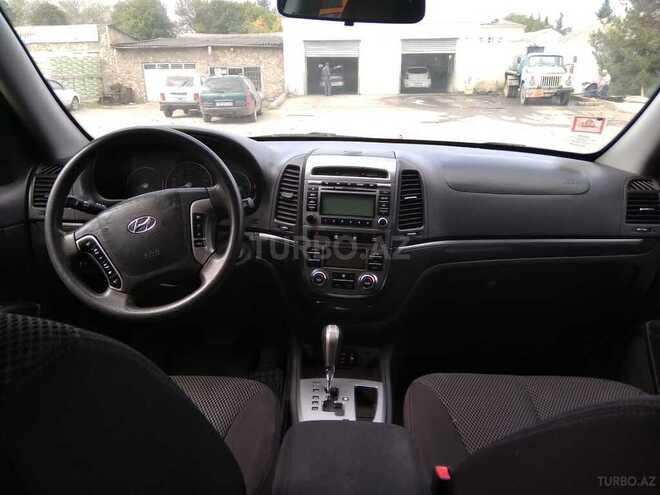 Hyundai Santa Fe 2011, 261,000 km - 2.4 l - Quba