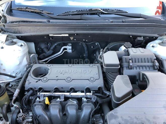 Hyundai Santa Fe 2011, 261,000 km - 2.4 l - Quba
