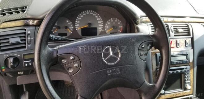 Mercedes E 320 2000, 499,000 km - 3.2 l - Bakı
