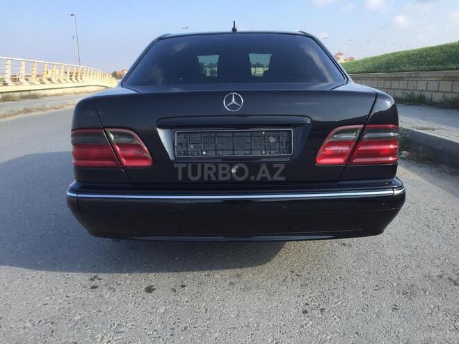 Mercedes E 320 2000, 499,000 km - 3.2 l - Bakı