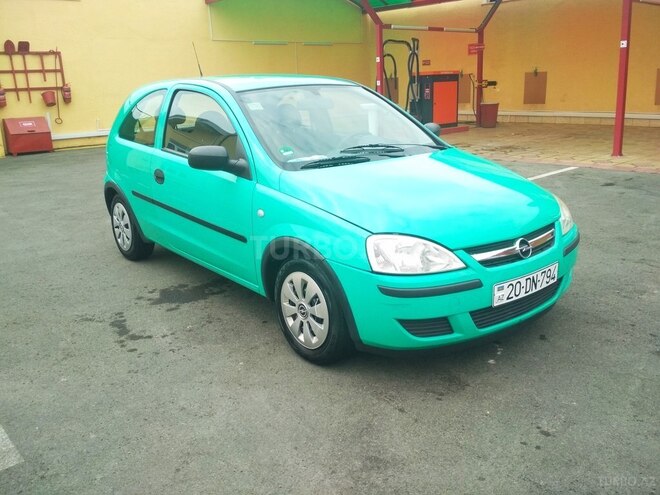 Opel Corsa 2005, 200,000 km - 1.0 l - Gəncə