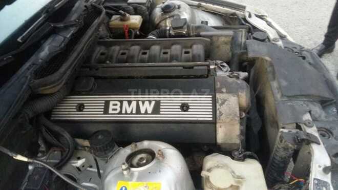 BMW 318 1991, 265,841 km - 2.0 л - Bakı