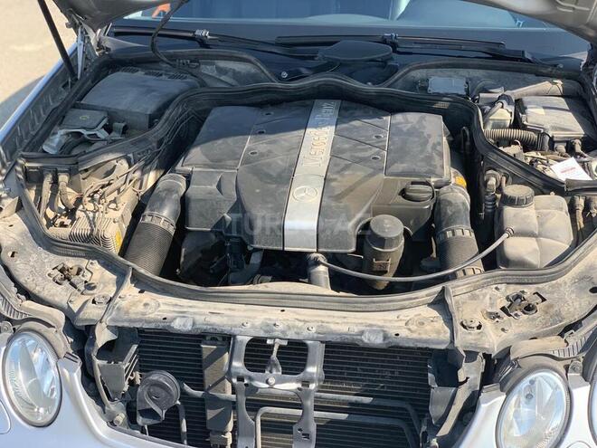 Mercedes E 320 2003, 236,500 km - 3.2 l - Bakı