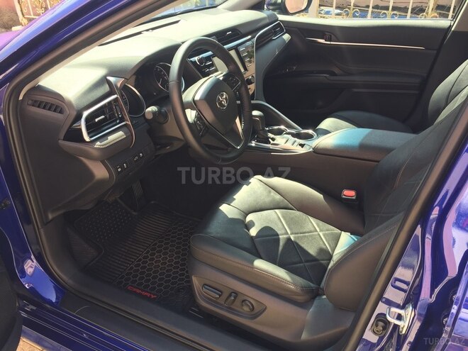 Toyota Camry 2018, 10,500 km - 2.5 l - Bakı