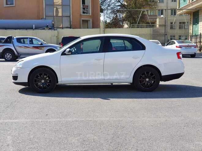 Volkswagen Jetta 2010, 180,000 km - 1.6 l - Bakı