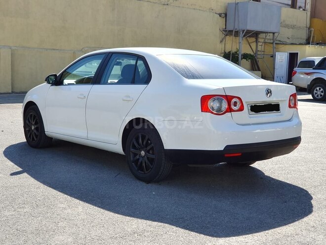 Volkswagen Jetta 2010, 180,000 km - 1.6 l - Bakı