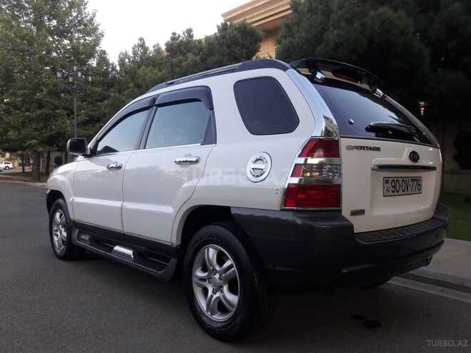Kia Sportage 2008, 126,000 km - 2.0 l - Bakı