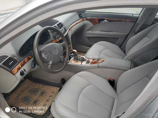 Mercedes E 240 2002, 315,000 km - 2.6 l - Bakı