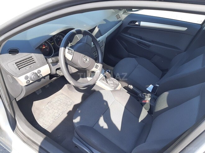 Opel Astra 2007, 204,242 km - 1.3 л - Bakı