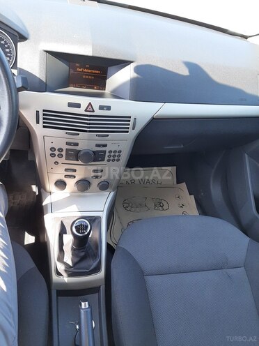 Opel Astra 2007, 204,242 km - 1.3 л - Bakı