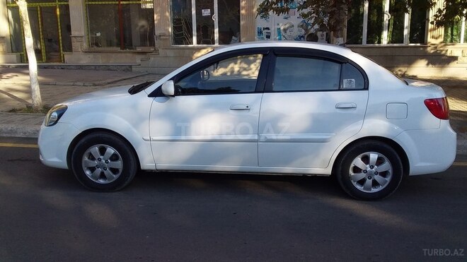 Kia Rio 2011, 19,000 km - 1.4 l - Gəncə