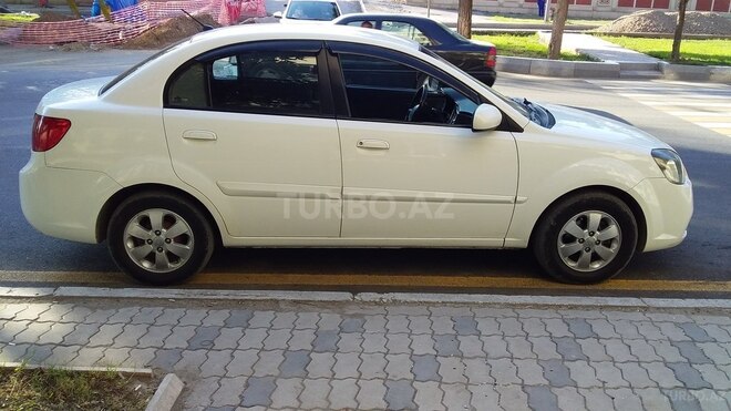 Kia Rio 2011, 19,000 km - 1.4 l - Gəncə