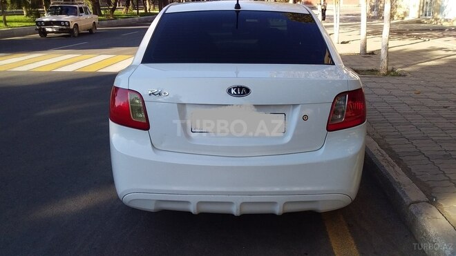 Kia Rio 2011, 19,000 km - 1.4 l - Gəncə