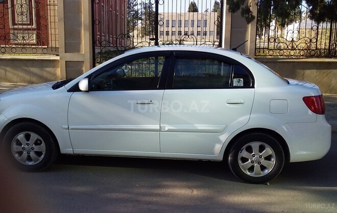 Kia Rio 2011, 19,000 km - 1.4 l - Gəncə