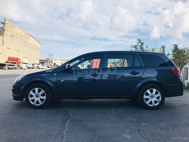 Opel Astra 2010, 170,000 km - 1.3 l - Bakı